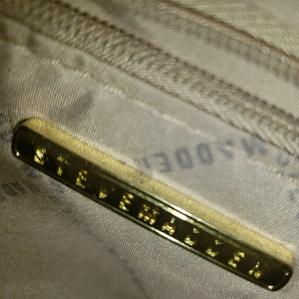 Steve Madden Crossbody Handbag with Detachable Scarf. FF60 - Picture 6 of 7
